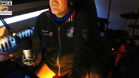        call me  Stefan online show from March 2025 07:59:02 PM