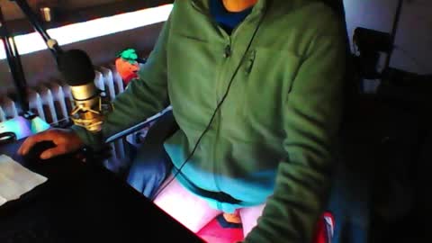        call me  Stefan online show from March 2026 01:01:02 AM