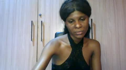 Snapshot of luckymadequeen chatting on July 2026 11:41:01 PM Gloria online show from July 2026 11:41:01 PM