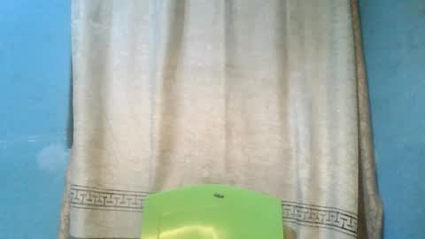 Snapshot of luckymadequeen chatting on July 2026 10:27:01 PM Gloria online show from July 2026 10:27:01 PM