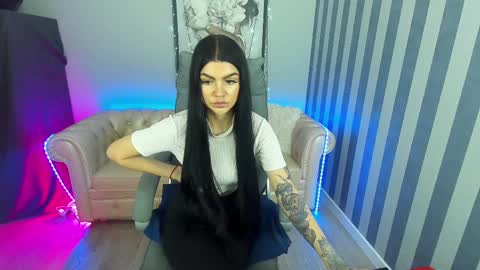 Monika online show from February 2025 01:27:01 PM