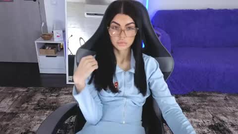 Monika online show from April 2026 05:43:02 AM