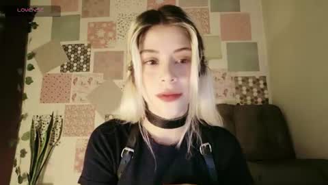 Snapshot of luckysapphire777 chatting on June 2026 01:24:02 PM luckysapphire777 online show from June 2026 01:24:02 PM