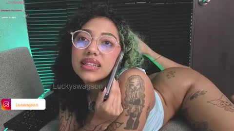 Snapshot of luckyswagson chatting on June 2026 02:24:02 AM Luanis online show from June 2026 02:24:02 AM
