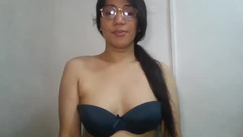 Snapshot of luckyts_cumx chatting on May 2026 03:04:02 AM luckyts_cumx online show from May 2026 03:04:02 AM
