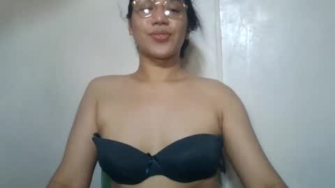 Snapshot of luckyts_cumx chatting on May 2026 02:52:02 AM luckyts_cumx online show from May 2026 02:52:02 AM