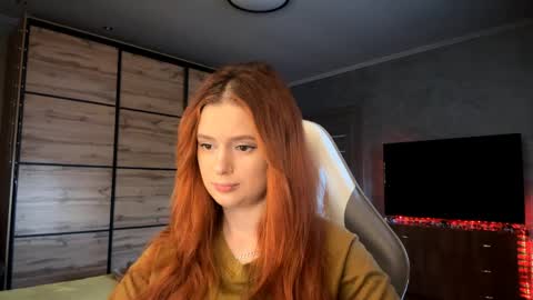 EmmaEmbers online show from April 2026 03:13:01 PM