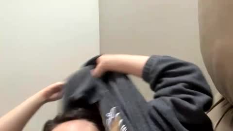 Lucy online show from December 2025 04:45:01 PM