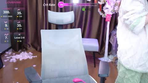 Snapshot of lucy__bb chatting on February 2025 01:50:02 AM Lucy online show from February 2025 01:50:02 AM