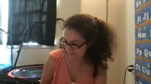 Snapshot of lucy_allison chatting on May 2026 12:05:01 AM Lucy online show from May 2026 12:05:01 AM