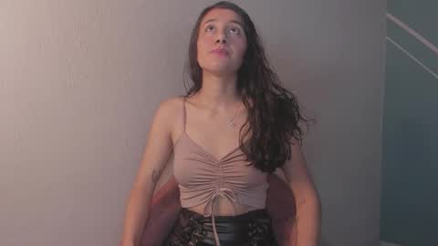 Lucy Herrera online show from February 2026 08:18:01 PM