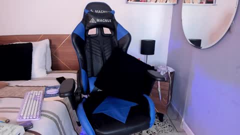 Your Lucy online show from February 2025 08:03:01 AM