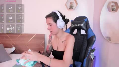 Your Lucy online show from October 2025 04:27:01 AM