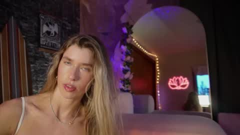 Lucy. online show from March 2026 02:26:01 AM