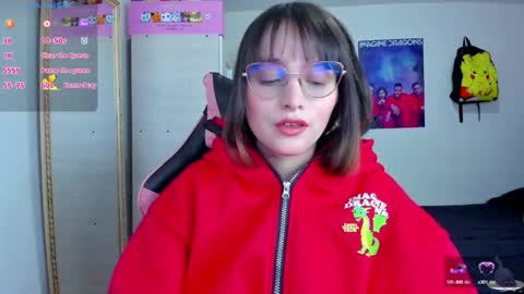 Lucy online show from October 2025 07:47:01 PM