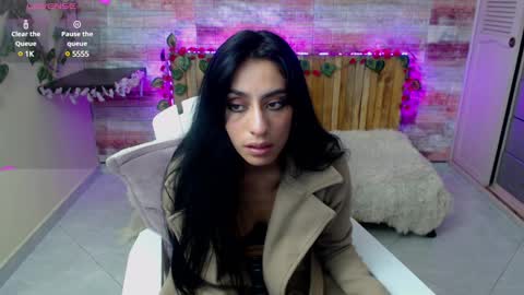 Luciana online show from December 2024 08:49:01 AM