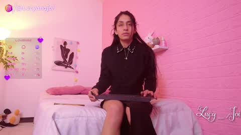 Luciana online show from April 2026 02:32:01 AM