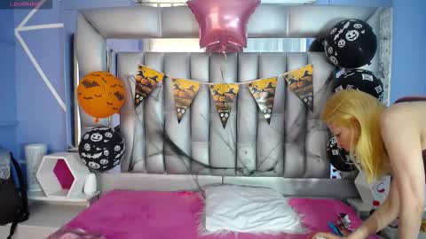  SleepyAbuela online show from October 2025 12:39:02 PM