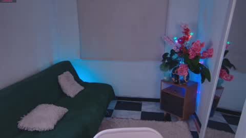 lucy online show from April 2026 06:19:02 AM