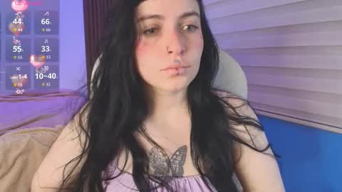 Snapshot of lucy_smith7 chatting on October 2025 07:43:01 PM Sofia  online show from October 2025 07:43:01 PM