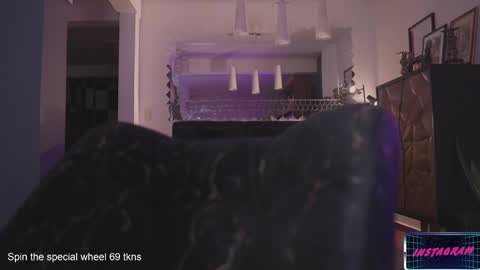 Lucy Alien  online show from December 2024 06:21:01 AM