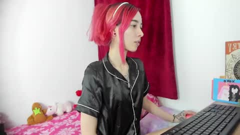 Snapshot of lucyblood chatting on July 2026 04:08:02 AM lucyblood online show from July 2026 04:08:02 AM