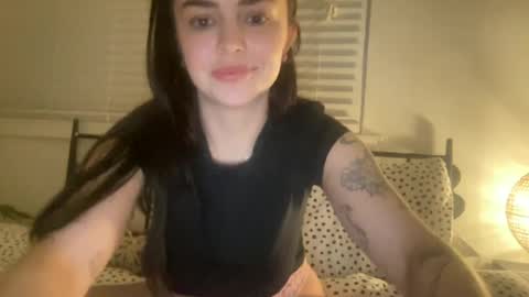 Snapshot of lucyboop chatting on July 2026 12:44:01 PM Lucyloo online show from July 2026 12:44:01 PM