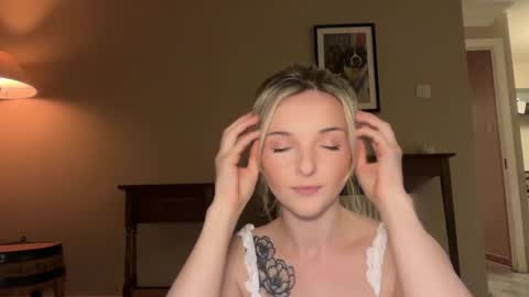 Lucy online show from April 2026 11:10:02 PM