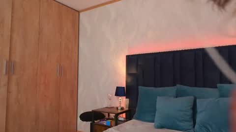 Snapshot of lucydeluca chatting on April 2026 05:27:01 AM LucyDeLuca online show from April 2026 05:27:01 AM