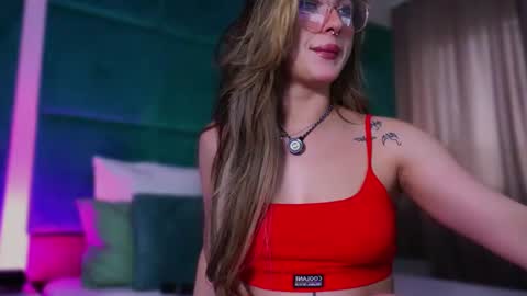 Snapshot of lucylexton chatting on July 2026 04:58:02 AM Lucy Lexton online show from July 2026 04:58:02 AM