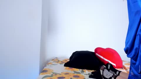 lucyportman online show from February 2026 11:17:01 AM