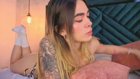 Lucy online show from September 2025 03:56:01 AM