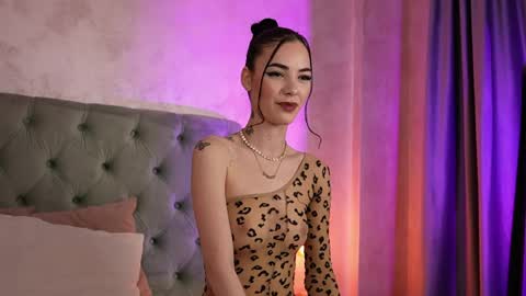 Snapshot of lucywilow chatting on April 2026 02:10:01 AM LucyWillow online show from April 2026 02:10:01 AM