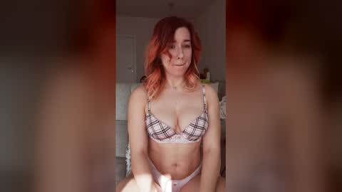 Snapshot of lucyxlou chatting on March 2026 11:16:02 AM lucyxlou online show from March 2026 11:16:02 AM