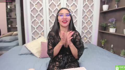 Snapshot of lucyy_liiu chatting on December 2024 08:44:01 PM Lucy Liiu online show from December 2024 08:44:01 PM
