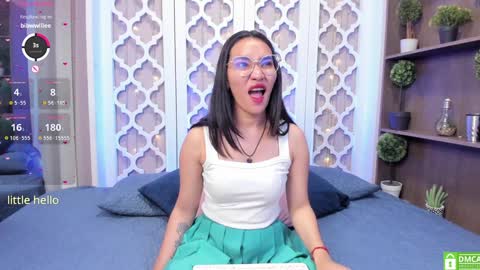 Snapshot of lucyy_liiu chatting on January 2025 08:37:01 PM Lucy Liiu online show from January 2025 08:37:01 PM
