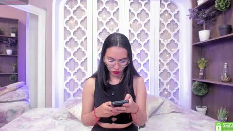 Snapshot of lucyy_liiu chatting on January 2025 07:04:01 PM Lucy Liiu online show from January 2025 07:04:01 PM