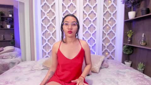 Snapshot of lucyy_liiu chatting on January 2025 03:03:01 PM Lucy Liiu online show from January 2025 03:03:01 PM