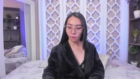 Snapshot of lucyy_liiu chatting on January 2025 11:43:02 PM Lucy Liiu online show from January 2025 11:43:02 PM