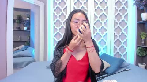 Snapshot of lucyy_liiu chatting on March 2025 11:37:01 PM Lucy Liiu online show from March 2025 11:37:01 PM