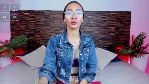 Snapshot of lucyy_liiu chatting on June 2026 08:46:01 PM Lucy Liiu online show from June 2026 08:46:01 PM