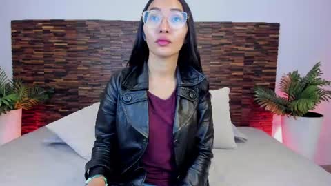 Snapshot of lucyy_liiu chatting on July 2026 08:25:01 PM Lucy Liiu online show from July 2026 08:25:01 PM