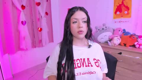 LUCYY FROM HOME  online show from September 2025 01:18:01 AM