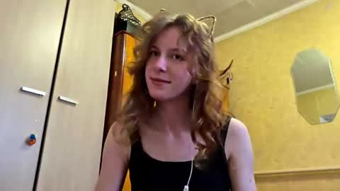 Sofia online show from April 2026 06:08:01 AM