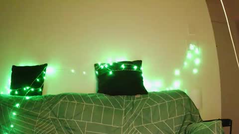 Snapshot of luhfreak444 chatting on February 2026 01:33:01 AM Riskdtb online show from February 2026 01:33:01 AM