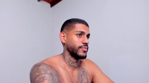 Luigi Vitale online show from September 2025 05:00:01 AM