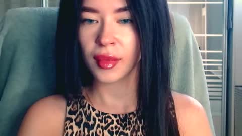 luisa lovedom online show from September 2025 08:06:01 AM