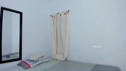 Snapshot of luisa_summer2 chatting on February 2026 01:02:02 AM Luisa Fernanda online show from February 2026 01:02:02 AM