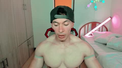 Snapshot of luisfernikesportboy chatting on January 2025 08:58:01 PM Luis Fer PVT IS OPEN online show from January 2025 08:58:01 PM