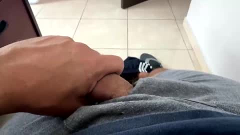 luiso29 online show from September 2025 05:46:01 PM